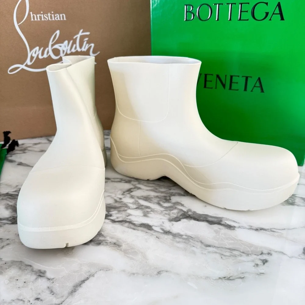 Bottega Veneta 640043 Men's‎ White Puddle Ankle Boots, sz 46